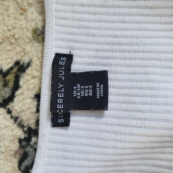 Sincerely Jules White Ribbed Top - Picture 2 of 3